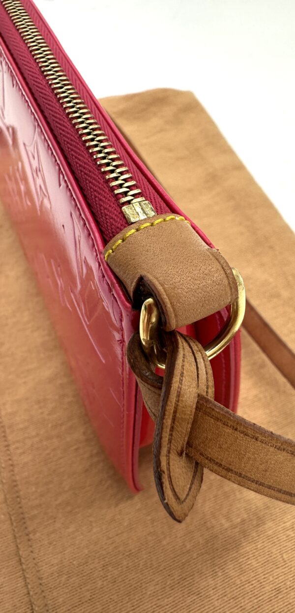 Authentic Louis Vuitton Lexington Pochette, Pink, with LV short strap, LV dustbag and generic crossbody chain - Image 20