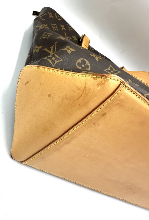 Authentic Louis Vuitton Cabas Mezzo - Image 32