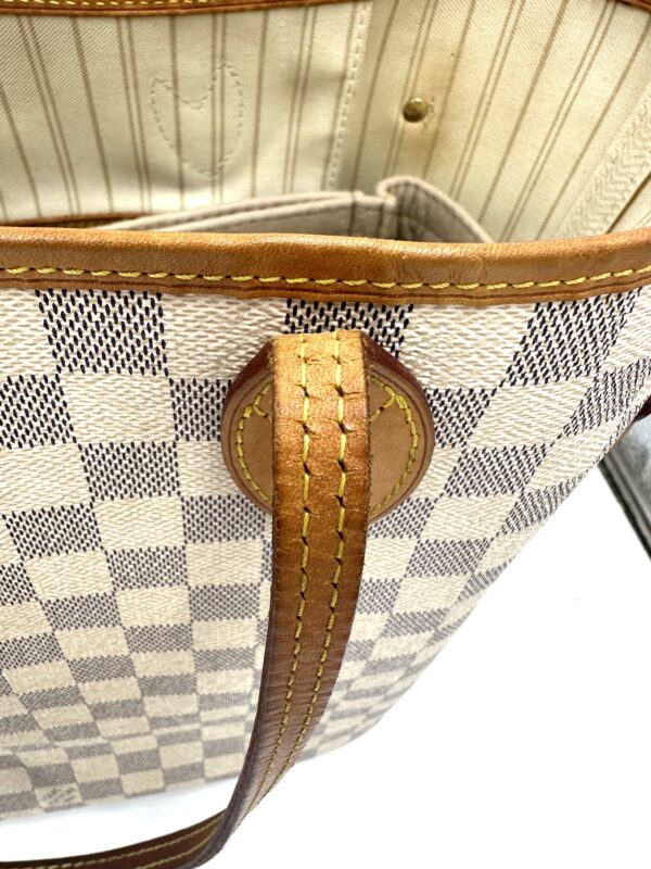 Authentic Newer Model Louis Vuitton Neverfull MM, Azur with NWT organizer included - Image 10