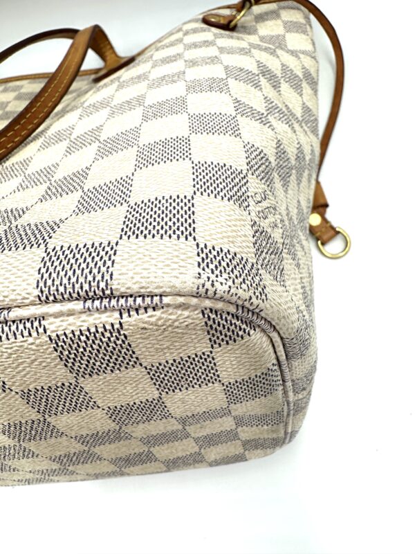 Authentic Newer Model Louis Vuitton Neverfull MM, Azur with NWT organizer included - Image 31