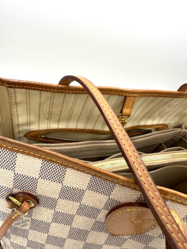 Authentic Newer Model Louis Vuitton Neverfull MM, Azur with NWT organizer included - Image 43