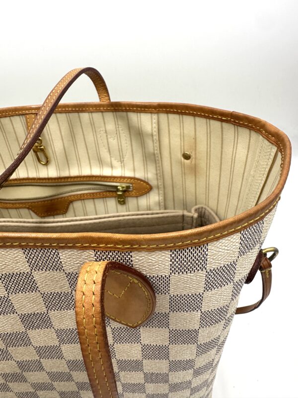 Authentic Newer Model Louis Vuitton Neverfull MM, Azur with NWT organizer included - Image 45