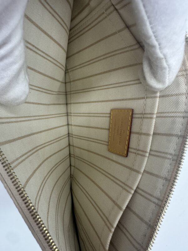 Authentic Louis Vuitton Neverfull MM/GM pouch, Azur, with LV short strap and generic crossbody chain included - Image 22