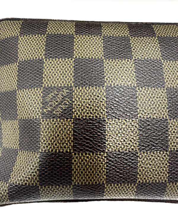 Authentic Louis Vuitton Geronimos Bumbag with LV dustbag included - Image 5