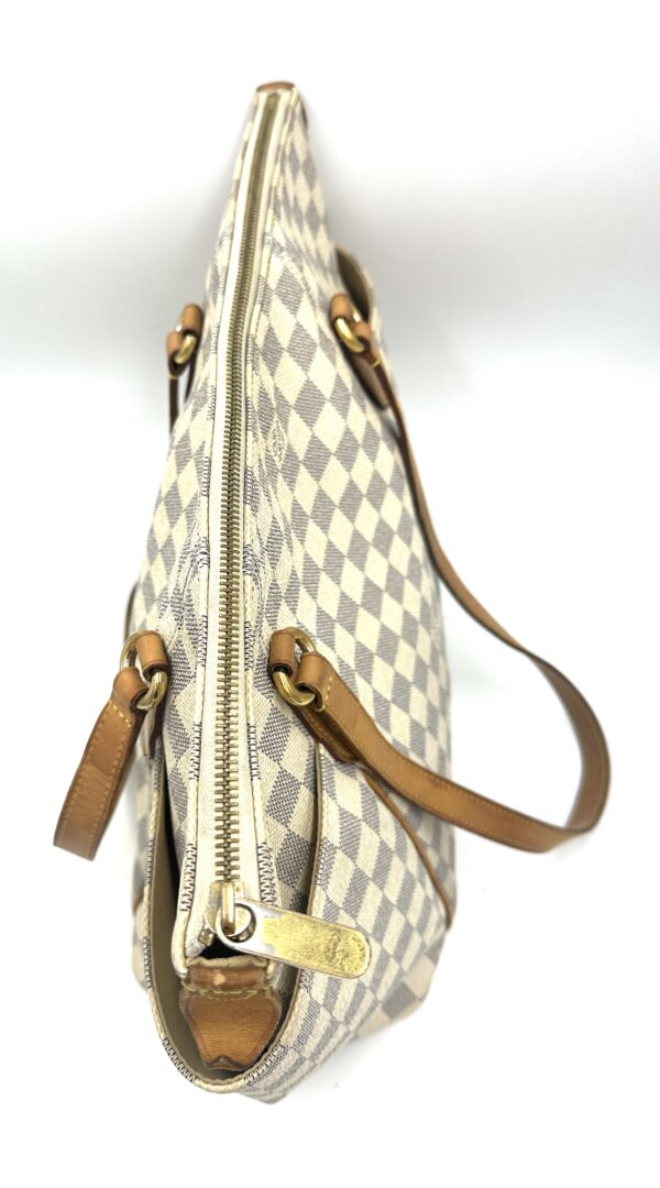 Authentic Louis Vuitton Totally MM, Azur - Image 19