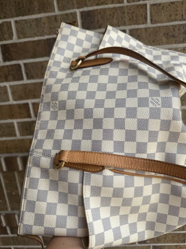 Authentic Louis Vuitton Totally MM, Azur - Image 48