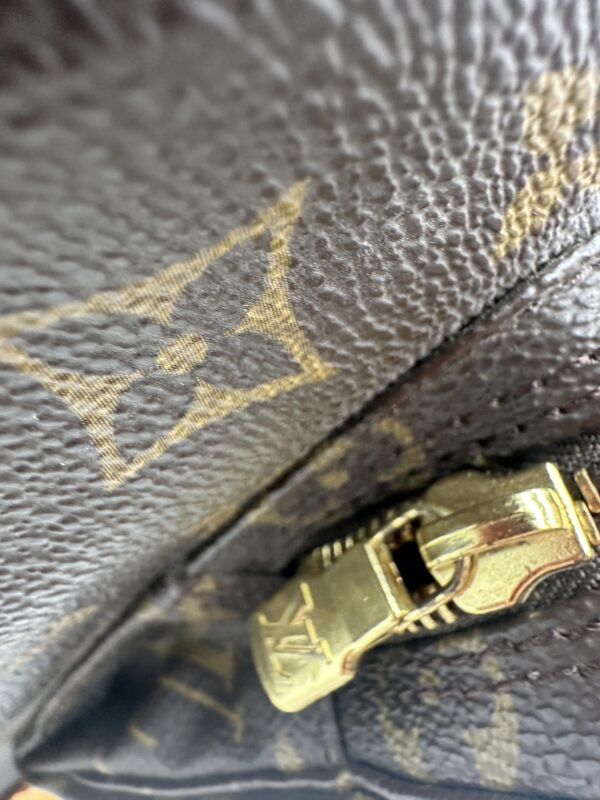 Authentic Louis Vuitton Montsouris GM backpack - Image 16