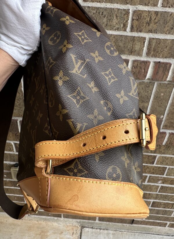 Authentic Louis Vuitton Montsouris GM backpack - Image 6