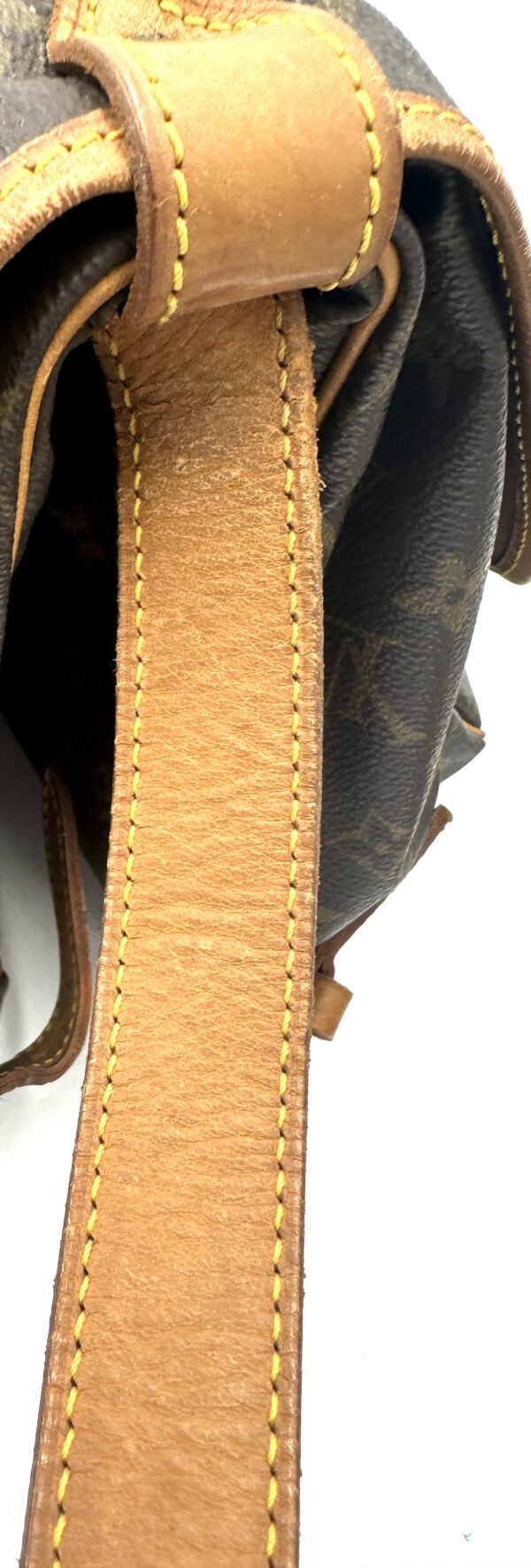 Authentic Louis Vuitton Saumur 35 - Image 33