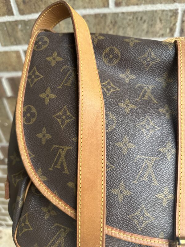 Authentic Louis Vuitton Saumur 35 - Image 37