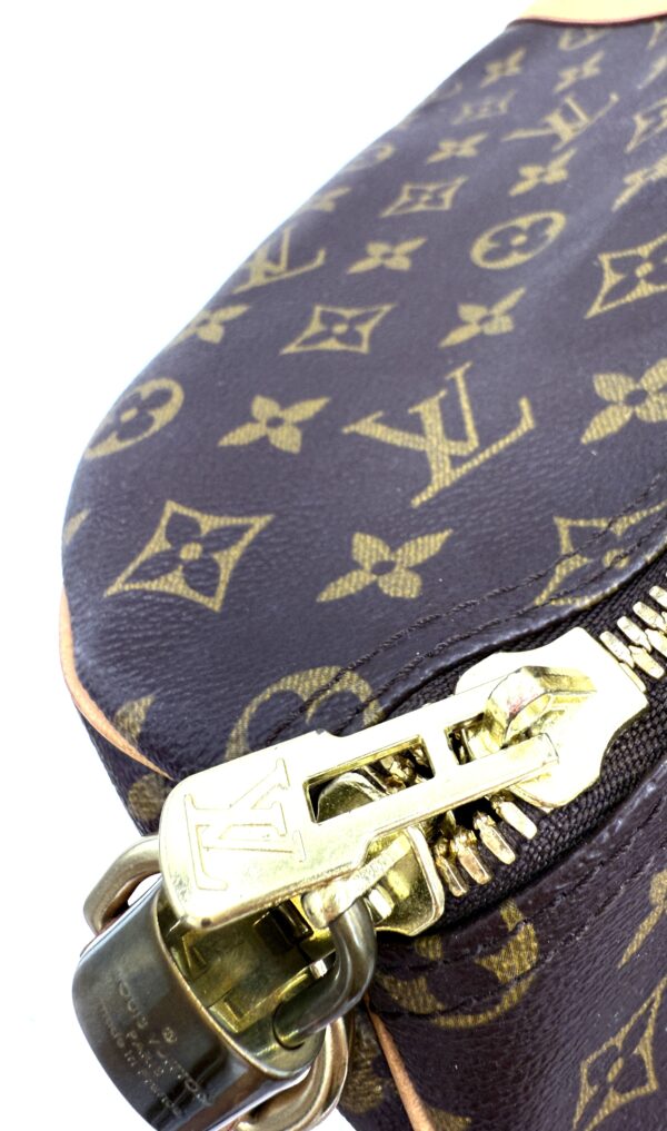 Authentic Louis Vuitton Keepall Bandouliere 50 with LV dustbag, LV tag, LV strap, and LV lock (attached with no key-on zipper pull like a charm) - Image 17
