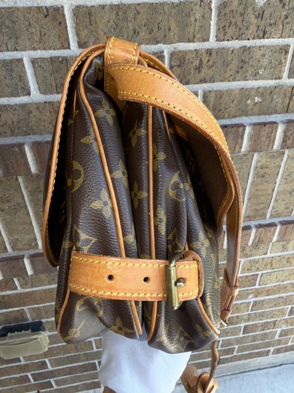 Authentic Louis Vuitton Saumur 30 - Image 51