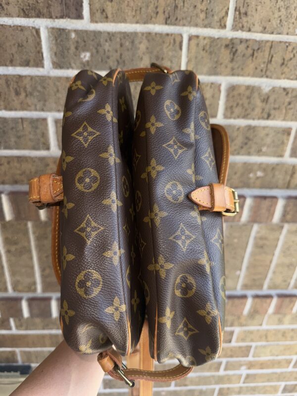 Authentic Louis Vuitton Saumur 30 - Image 50