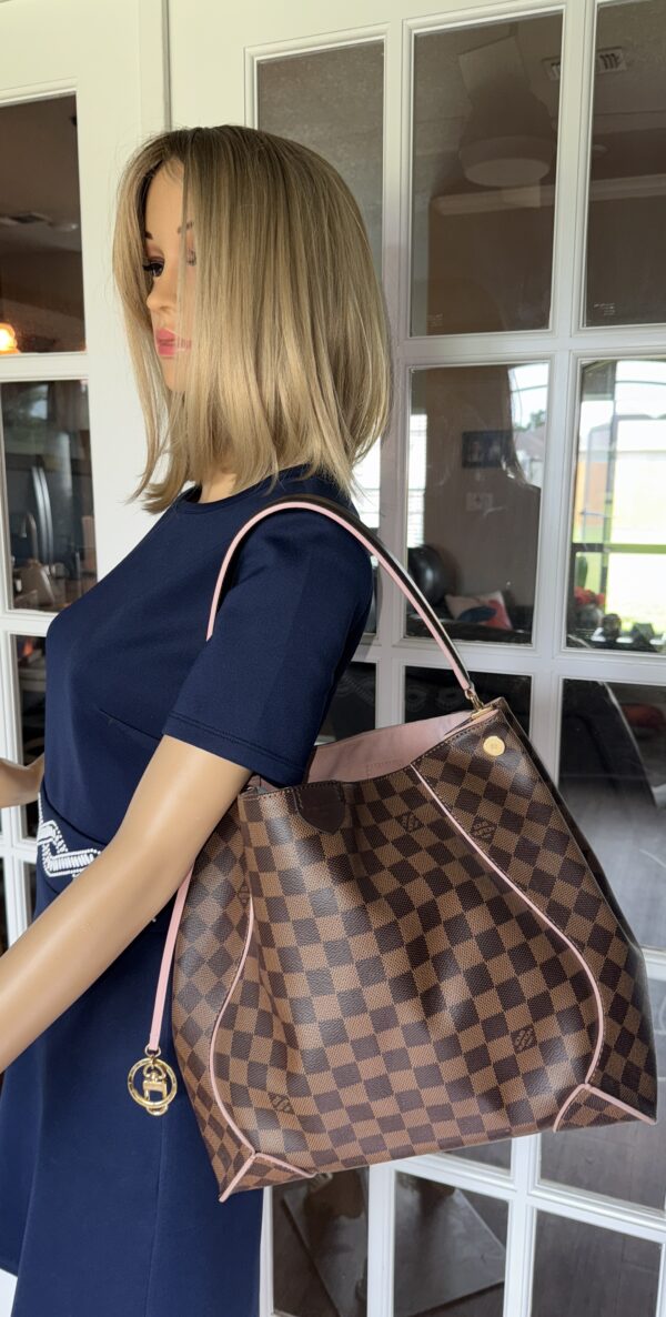 Authentic Louis Vuitton Caissa Hobo, Rose Ballerine, with LV key ring and LV dustbag included - Image 35