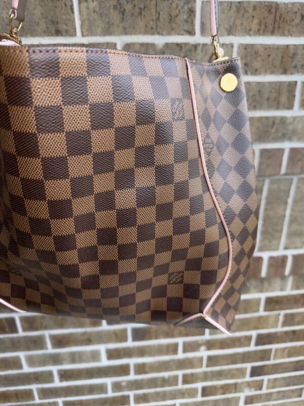 Authentic Louis Vuitton Caissa Hobo, Rose Ballerine, with LV key ring and LV dustbag included - Image 38