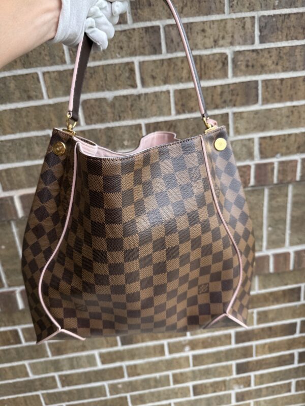 Authentic Louis Vuitton Caissa Hobo, Rose Ballerine, with LV key ring and LV dustbag included - Image 41