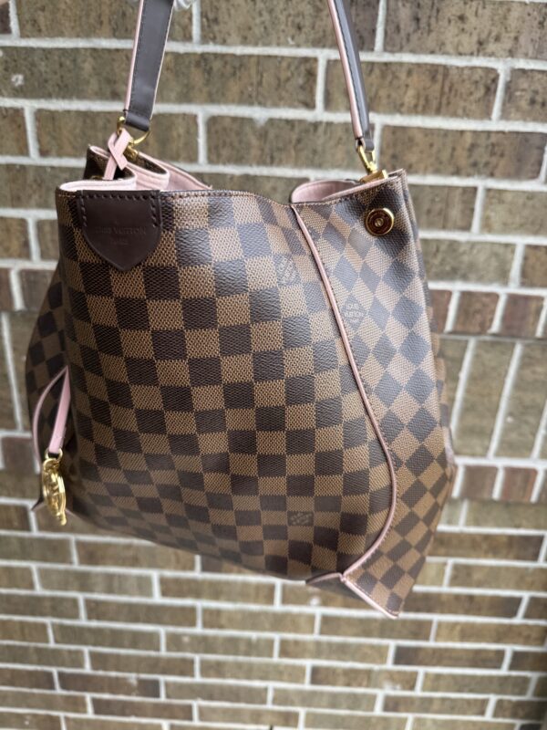 Authentic Louis Vuitton Caissa Hobo, Rose Ballerine, with LV key ring and LV dustbag included - Image 45