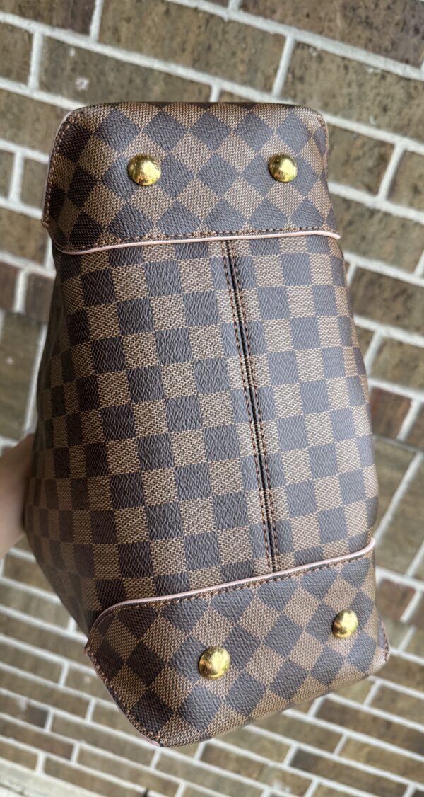 Authentic Louis Vuitton Caissa Hobo, Rose Ballerine, with LV key ring and LV dustbag included - Image 49