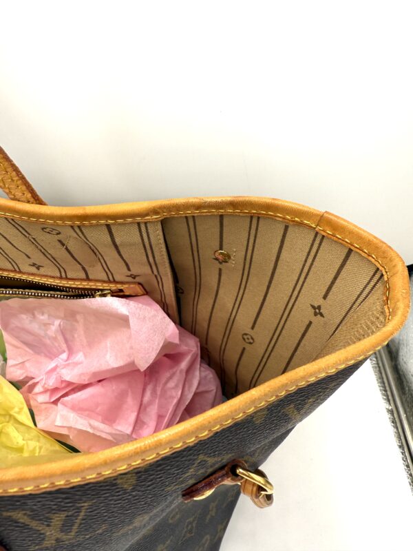 Authentic Louis Vuitton Neverfull MM, monogram with LV dustbag included - Image 12