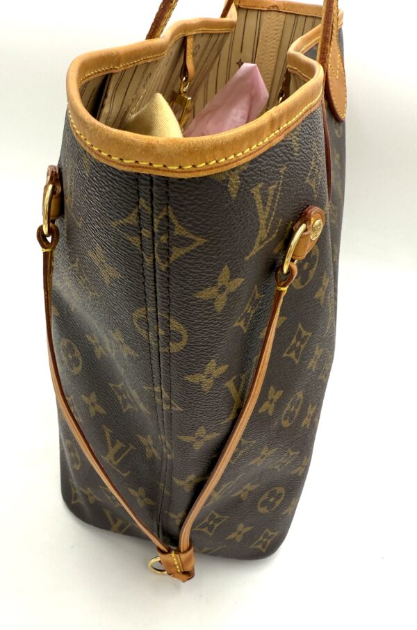 Authentic Louis Vuitton Neverfull MM, monogram with LV dustbag included - Image 17