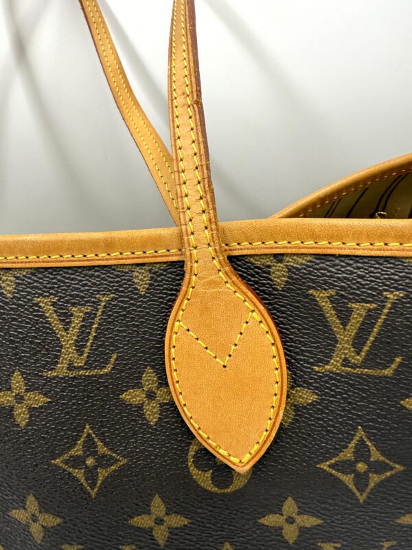 Authentic Louis Vuitton Neverfull MM, monogram with LV dustbag included - Image 35