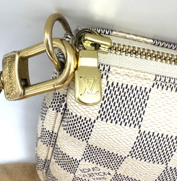 Authentic Louis Vuitton Azur Pochette Accessoires with LV strap (optional) and LV dustbag included - Image 7