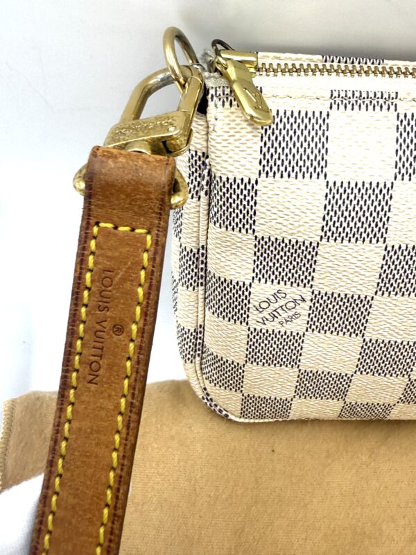 Authentic Louis Vuitton Azur Pochette Accessoires with LV strap (optional) and LV dustbag included - Image 24