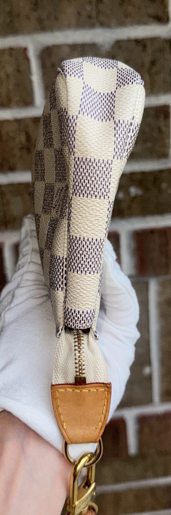 Authentic Louis Vuitton Azur Pochette Accessoires with LV strap (optional) and LV dustbag included - Image 42
