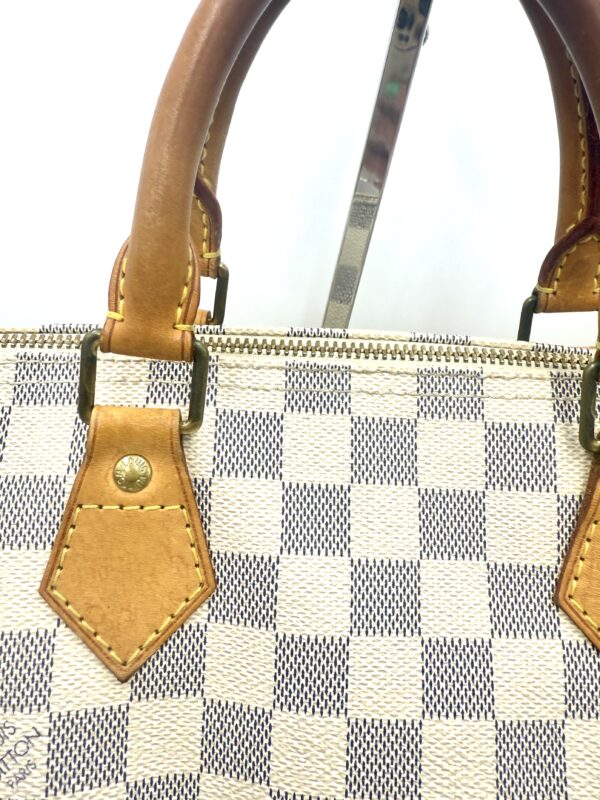 Authentic Louis Vuitton Speedy 30, Azur, with LV dustbag and LV lock and key included - Image 17