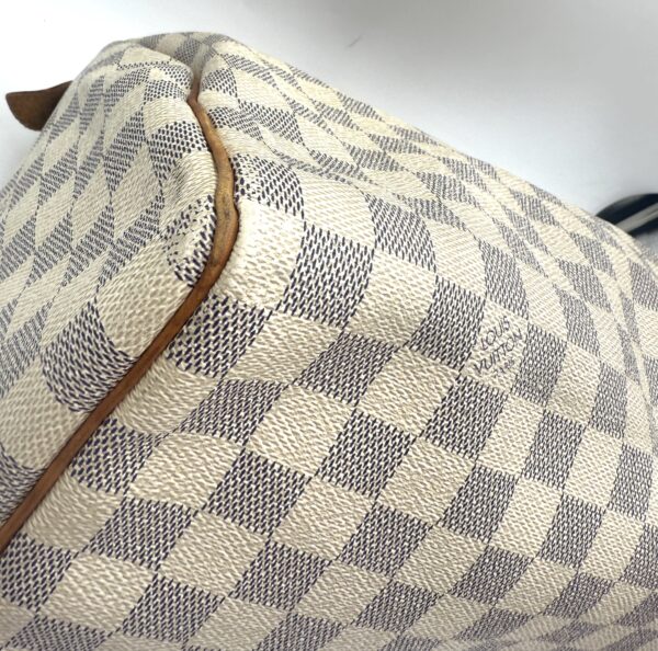 Authentic Louis Vuitton Speedy 30, Azur, with LV dustbag and LV lock and key included - Image 36