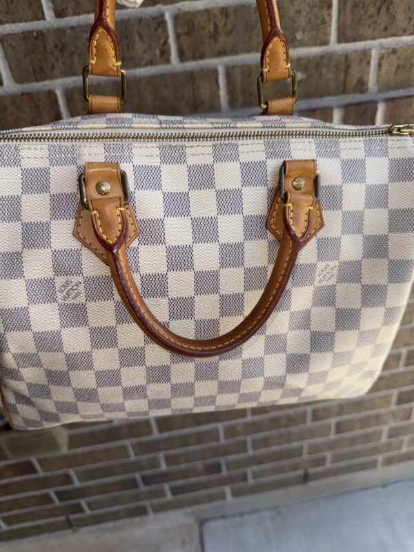 Authentic Louis Vuitton Speedy 30, Azur, with LV dustbag and LV lock and key included - Image 7