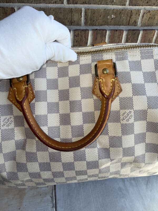 Authentic Louis Vuitton Speedy 30, Azur, with LV dustbag and LV lock and key included - Image 10