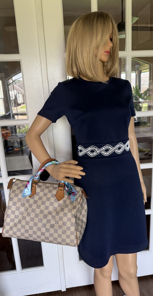 Authentic Louis Vuitton Speedy 30, Azur, with LV dustbag and LV lock and key included - Image 3