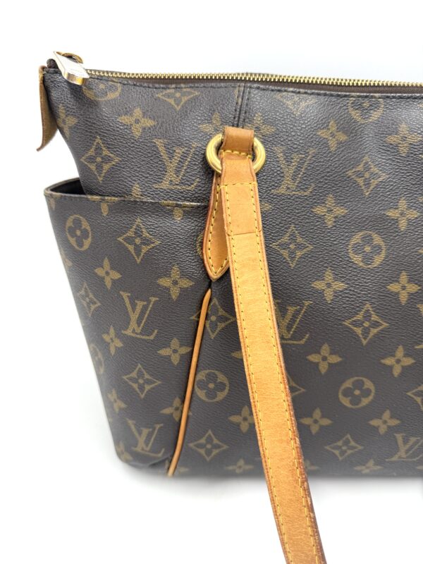 Authentic Louis Vuitton Totally PM, monogram - Image 18