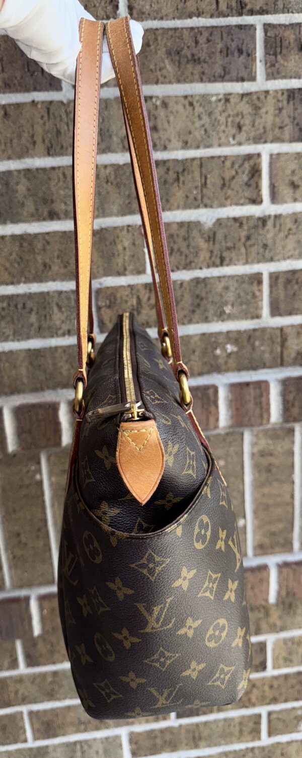 Authentic Louis Vuitton Totally PM, monogram - Image 45