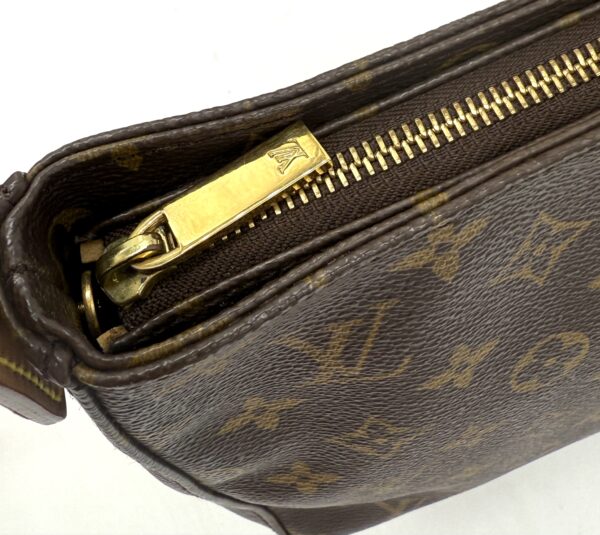 Authentic Louis Vuitton Looping MM - Image 7