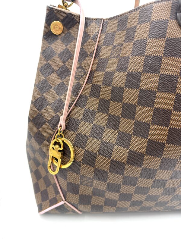 Authentic Louis Vuitton Caissa Hobo, Rose Ballerine, with LV keyring charm included - Image 7