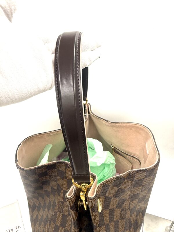 Authentic Louis Vuitton Caissa Hobo, Rose Ballerine, with LV keyring charm included - Image 18
