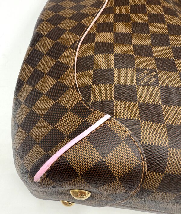 Authentic Louis Vuitton Caissa Hobo, Rose Ballerine, with LV keyring charm included - Image 26