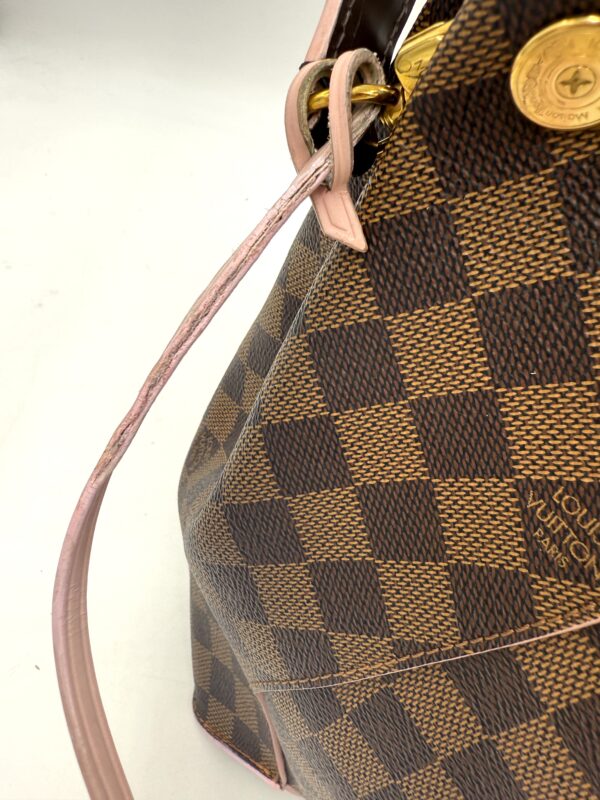 Authentic Louis Vuitton Caissa Hobo, Rose Ballerine, with LV keyring charm included - Image 44