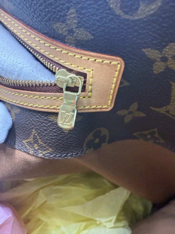 Authentic Louis Vuitton Cabas Alto with LV dustbag included - Image 33