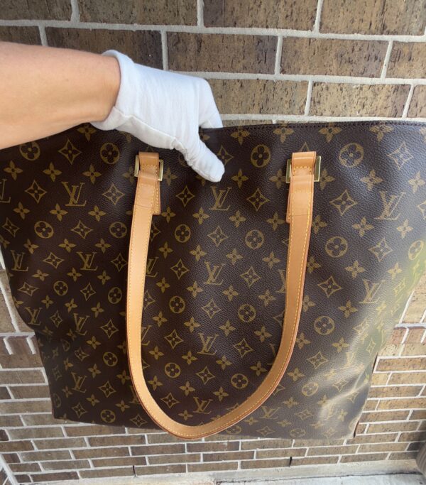 Authentic Louis Vuitton Cabas Alto with LV dustbag included - Image 43