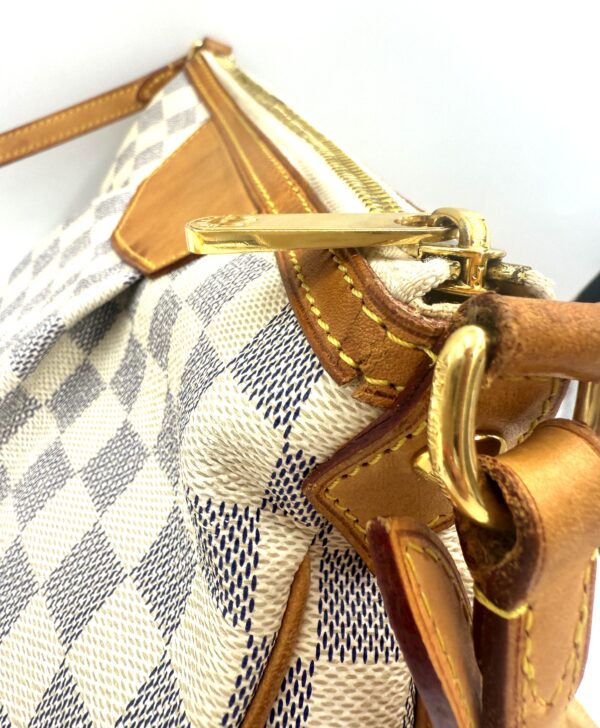 Authentic Louis Vuitton Siracusa PM crossbody with LV dustbag included - Image 23