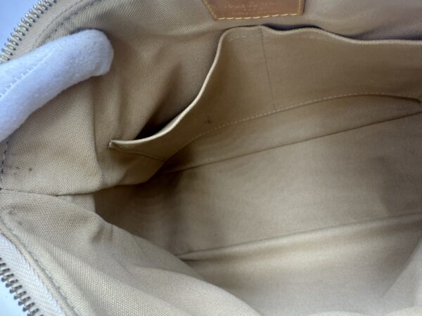 Authentic Louis Vuitton Siracusa PM crossbody with LV dustbag included - Image 34