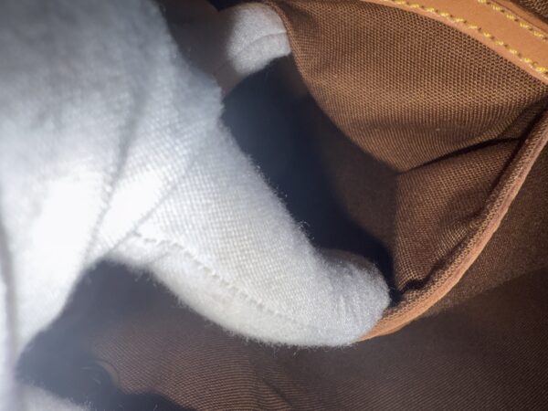 Authentic Louis Vuitton Montsouris GM backpack with LV dustbag included - Image 38