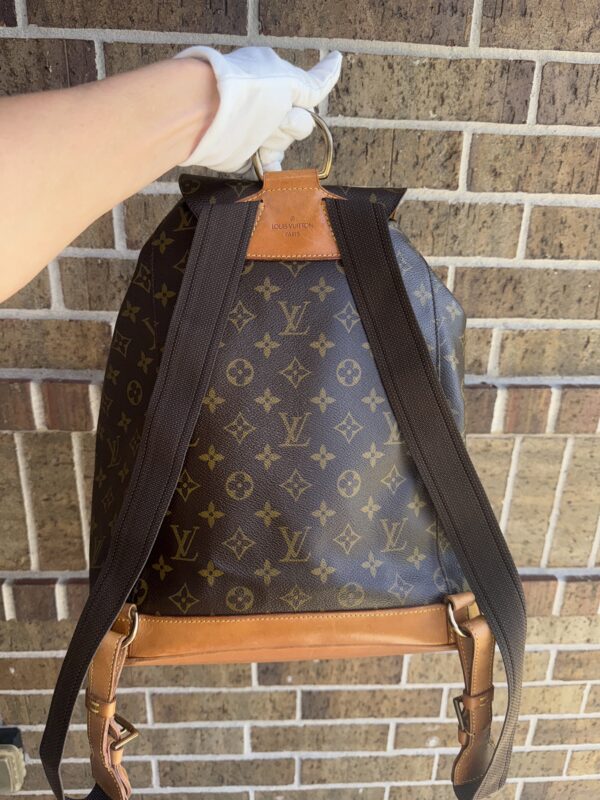 Authentic Louis Vuitton Montsouris GM backpack with LV dustbag included - Image 12