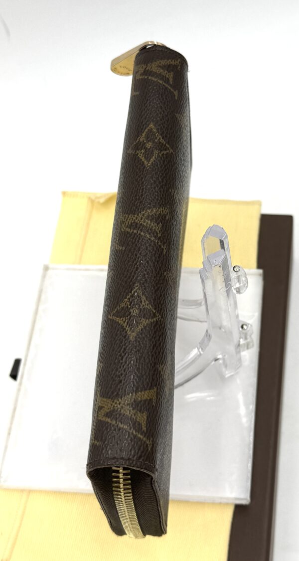 Authentic Louis Vuitton Zippy wallet, monogram, with LV box and LV dustbag included - Image 9