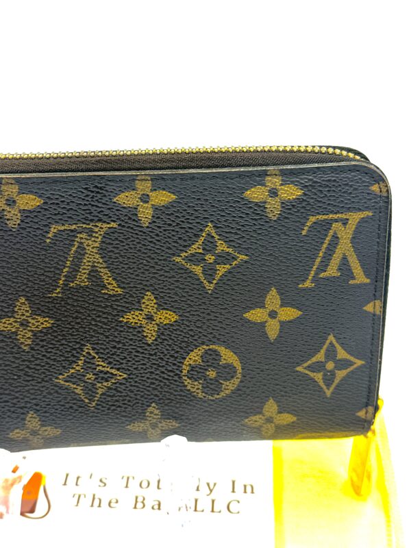 Authentic Louis Vuitton Zippy wallet, monogram, with LV box and LV dustbag included - Image 12