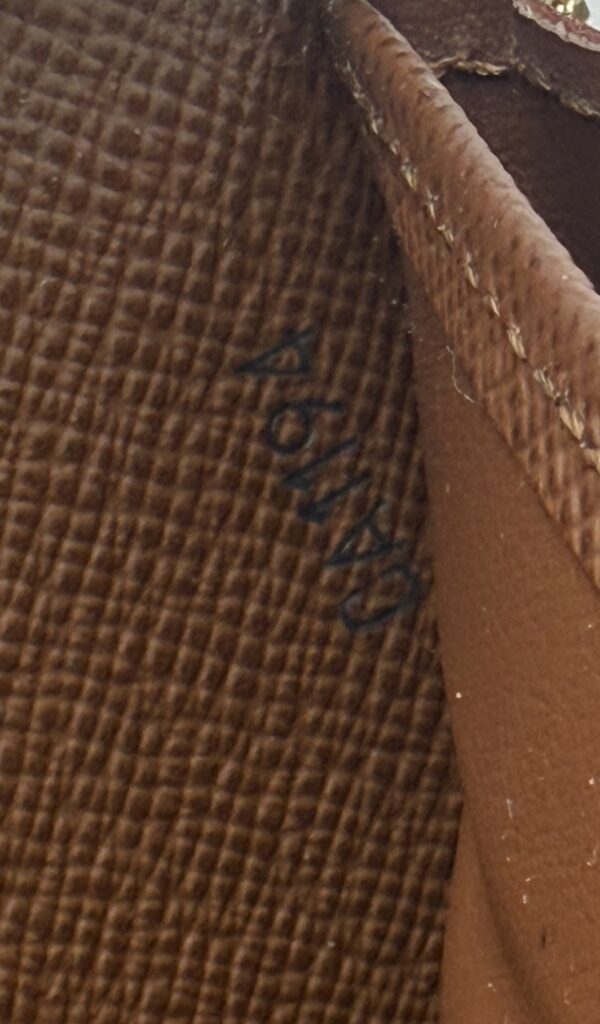 Authentic Louis Vuitton Zippy wallet, monogram, with LV box and LV dustbag included - Image 23