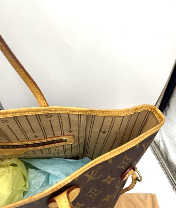 Authentic Louis Vuitton Neverfull MM, Monogram, with LV dustbag included - Image 12